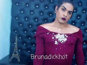 Brunadickhot
