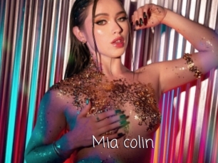 Mia_colin