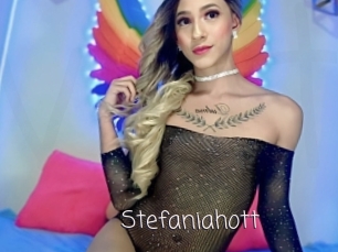 Stefaniahott